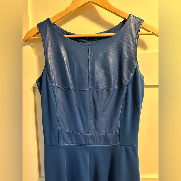 BLUE DANIER DRESS. SIZE 4 - Picture 4 of 4
